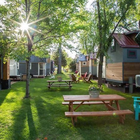 Weecasa Tiny Home Resort Lyons Ngoại thất bức ảnh