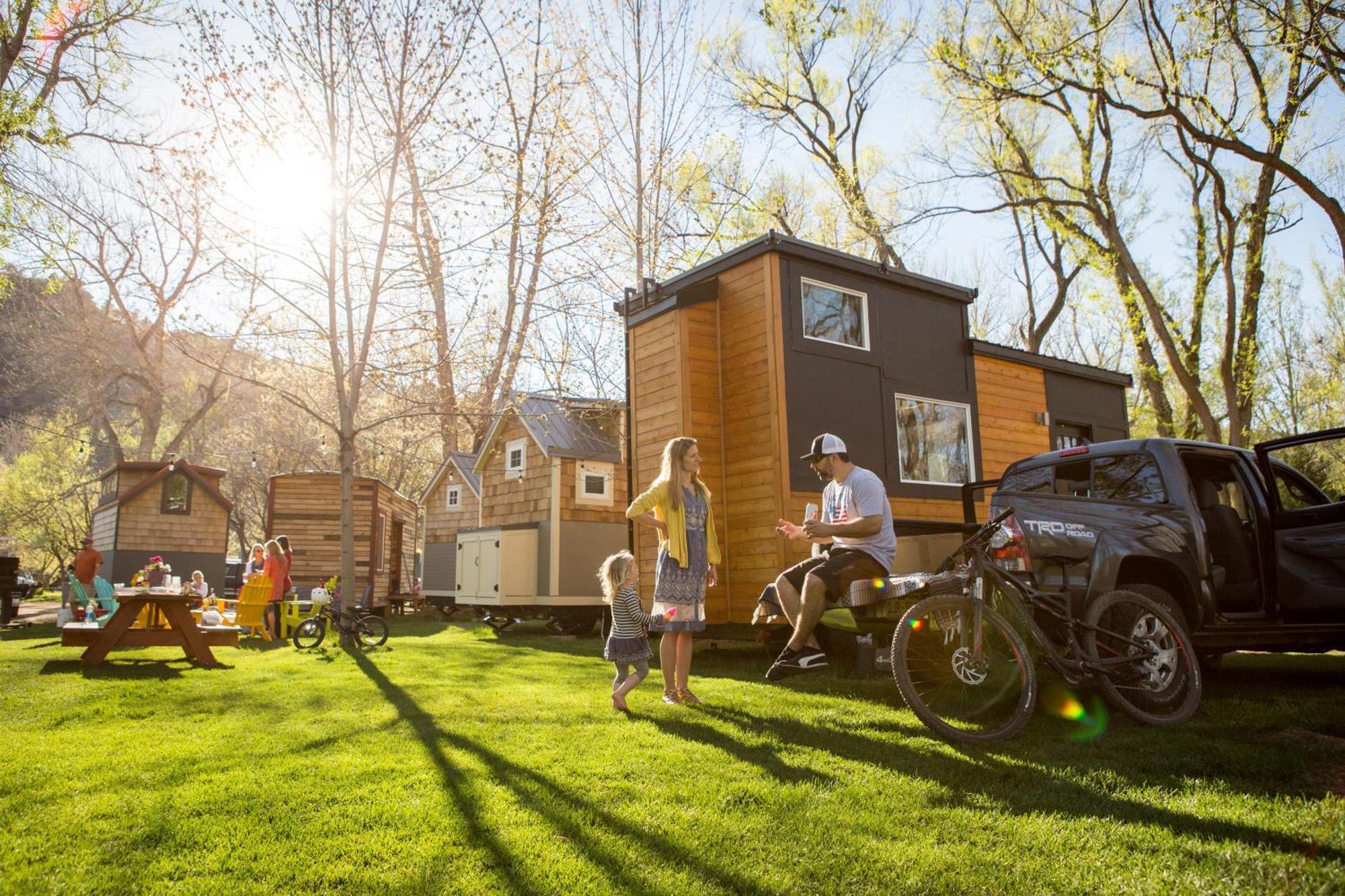 Weecasa Tiny Home Resort Lyons Ngoại thất bức ảnh