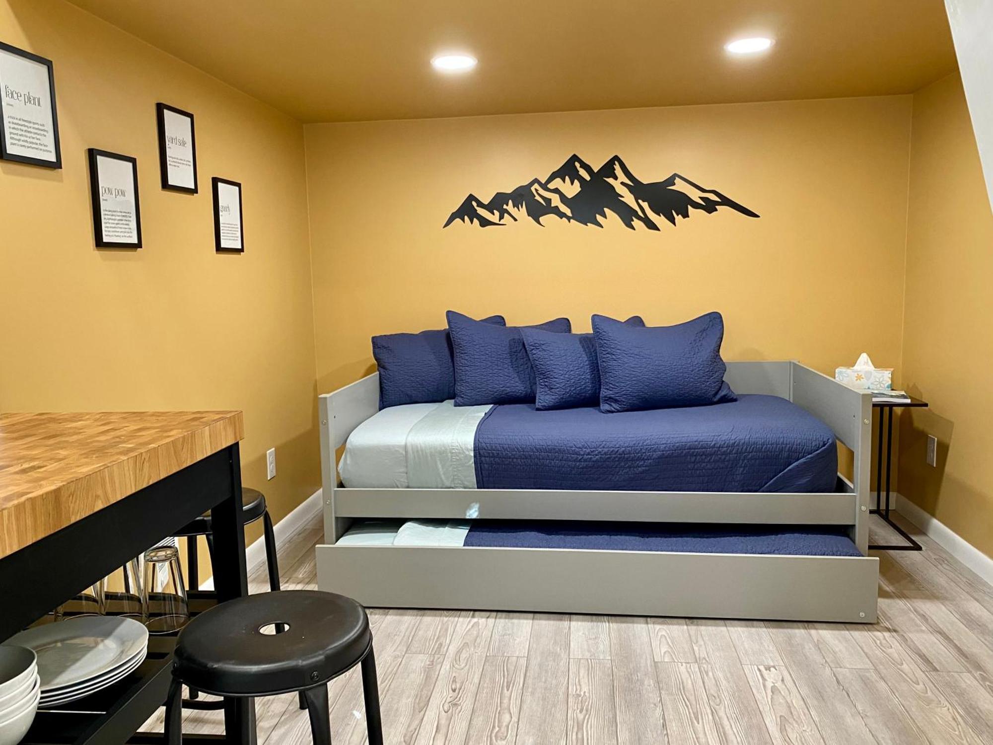 Weecasa Tiny Home Resort Lyons Phòng bức ảnh