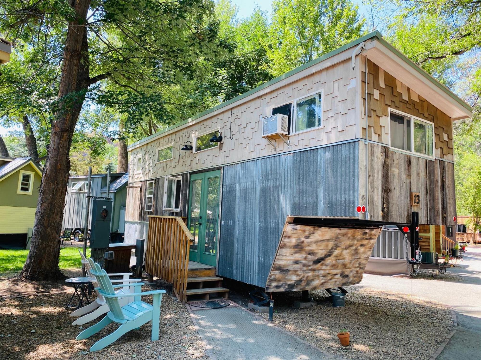 Weecasa Tiny Home Resort Lyons Ngoại thất bức ảnh